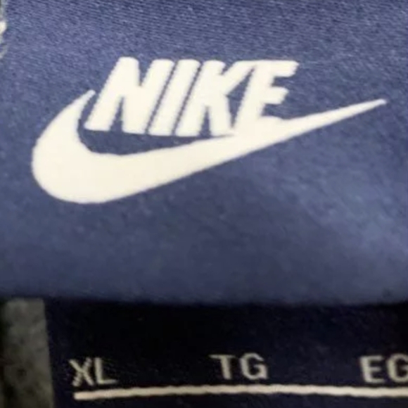 Nike Men's Gray Hoodie Sweater Size XL - Picture 2 of 4